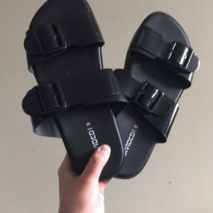 H&M Black Buckled Sandals
